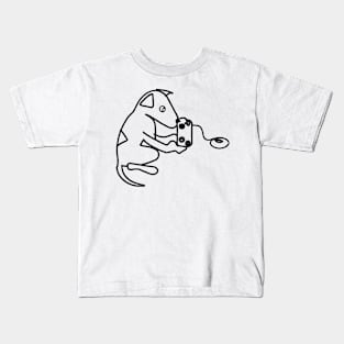 Cute Line Drawing of a Dog Playing Video Games Kids T-Shirt